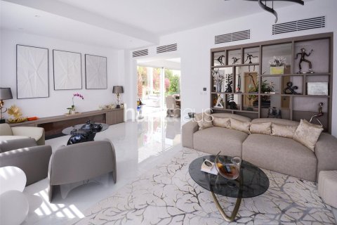 Villa à Meadows, Dubai, 5 chambres, 320 m², № 43309 - photo 13