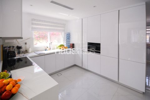 Villa à Meadows, Dubai, 5 chambres, 320 m², № 43309 - photo 6