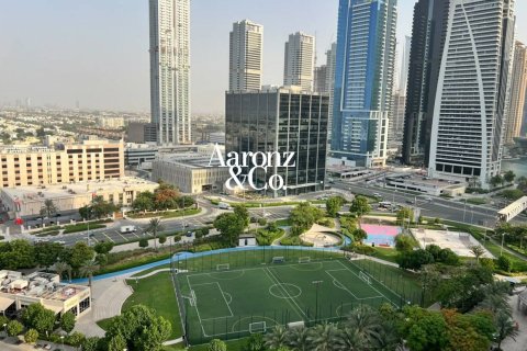 Apartamento en Jumeirah Lake Towers, Dubai, 1 dormitorio, 83 m², № 134467 - foto 2