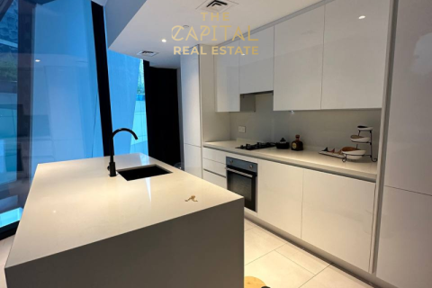 Apartment in Dubai studio, 833.56 sq.m. № 37541 - photo 3