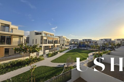 Villa in Aura, Tilal Al Ghaf, Dubai 4 bedrooms, 317 sq.m. № 42397