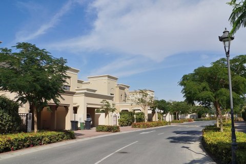 Casa - صورة 1