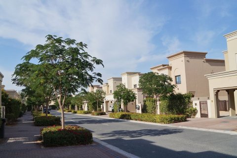 Casa - صورة 3