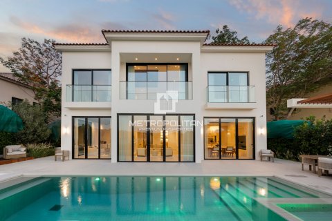 Villa à Fire, Jumeirah Golf Estates, Dubai, 5 chambres, 822 m², № 72956