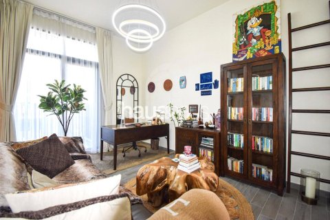 Купить квартиру в Belgravia, Джумейра Вилладж Серкл, Дубай: 2 спальни, 121м², № 43699 - фото 4