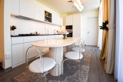 Купить квартиру в Belgravia, Джумейра Вилладж Серкл, Дубай: 2 спальни, 121м², № 43699 - фото 2