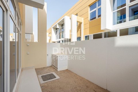 Townhouse in Dubai 3 bedrooms, 159.89 sq.m. № 136841 - photo 12