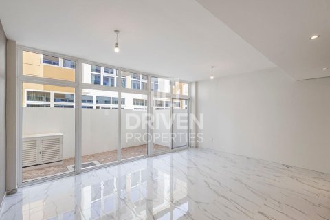 Townhouse in Dubai 3 bedrooms, 159.89 sq.m. № 136841 - photo 2