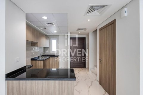 Townhouse in Dubai 3 bedrooms, 159.89 sq.m. № 136841 - photo 4