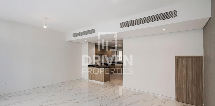 Townhouse in Dubai 3 bedrooms, 159.89 sq.m. № 136841