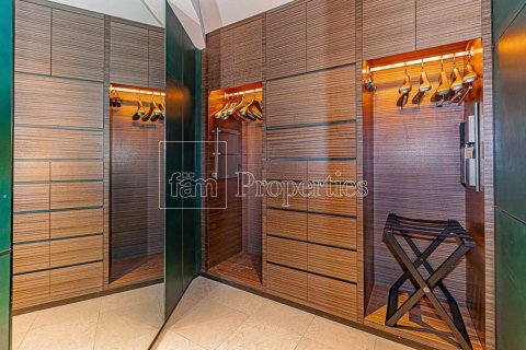 Apartment in Downtown Dubai (Downtown Burj Dubai), Dubai 1 bedroom, 97 sq.m. № 124582 - photo 11