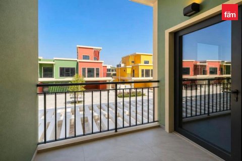 Townhouse in Dubai 4 bedrooms, 144 sq.m. № 133140 - photo 4