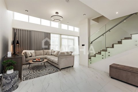 Adosado en Dubai Land, Dubai, 4 dormitorios, 198 m², № 133249 - foto 23