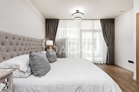 Adosado en Dubai Land, Dubai, 4 dormitorios, 198 m², № 133249 - foto 17