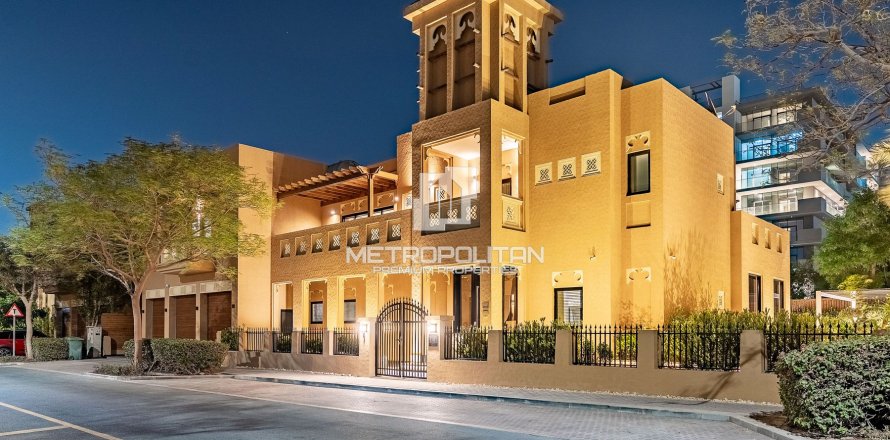 Вилла в North Village, Al Furjan, Дубай, 6 спален, 875м², № 73106