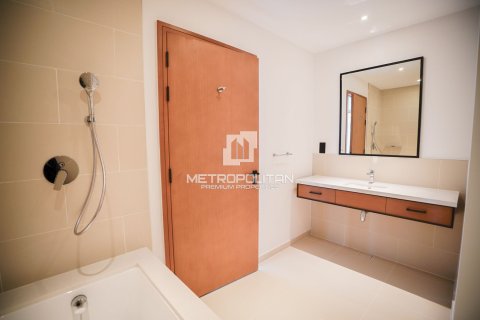 Снять в аренду квартиру в Vida Residences Dubai Marina, Дубай Марина, Дубай: 2 спальни, 102м², № 73104 - фото 8