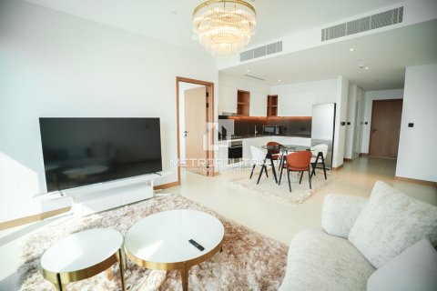 Снять в аренду квартиру в Vida Residences Dubai Marina, Дубай Марина, Дубай: 2 спальни, 102м², № 73104 - фото 2