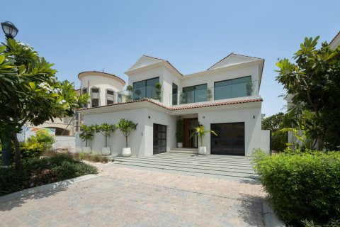 Villa à Jumeirah Golf Estates, Dubai, 5 chambres, 714.33 m², № 142089 - photo 19