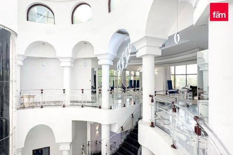 Villa in Dubai 7 bedrooms, 1723.7 sq.m. № 118822 - photo 6