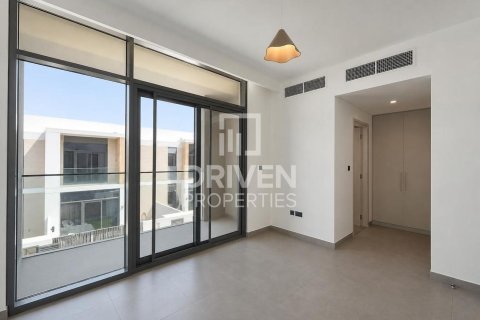 Снять в аренду таунхаус в Ruba, Arabian Ranches 3, Дубай: 3 спальни, 145.67м², № 134182 - фото 14