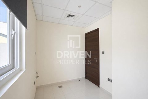 Снять в аренду таунхаус в Дубае: 3 спальни, 176.98м², № 134179 - фото 10
