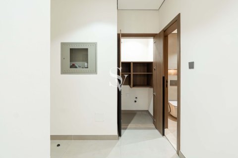 Apartment in Dubai Land, Dubai 2 bedrooms, 329 sq.m. № 106842 - photo 12