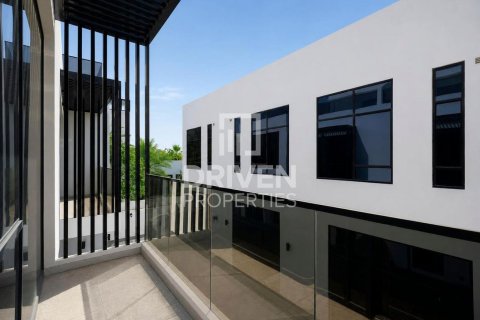 Villa in Jumeirah, Dubai 6 bedrooms, 1424.02 sq.m. № 130054 - photo 21