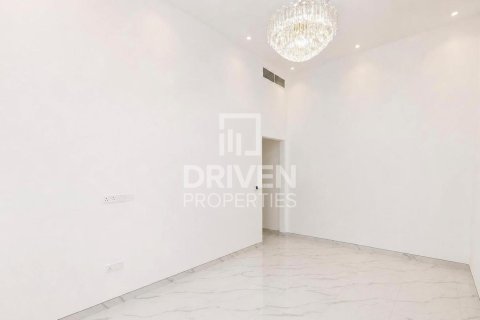 Villa in Jumeirah, Dubai 6 bedrooms, 1424.02 sq.m. № 130054 - photo 14
