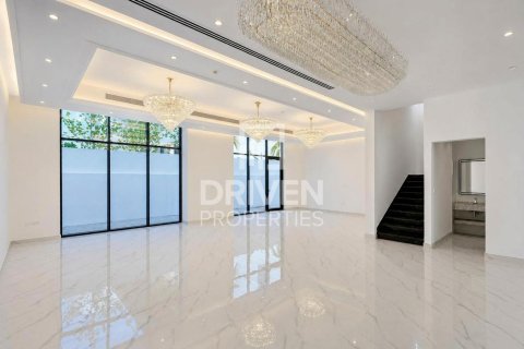 Villa in Jumeirah, Dubai 6 bedrooms, 1424.02 sq.m. № 130054 - photo 26