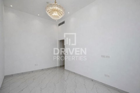 Villa in Jumeirah, Dubai 6 bedrooms, 1424.02 sq.m. № 130054 - photo 13