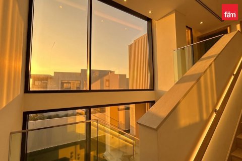 Villa in Jebel Ali, Dubai 5 bedrooms, 675.5 sq.m. № 137544 - photo 8