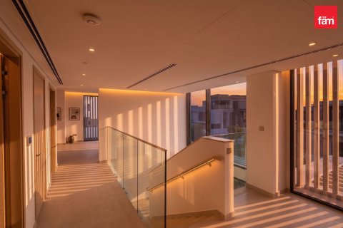 Villa in Jebel Ali, Dubai 5 bedrooms, 675.5 sq.m. № 137544 - photo 9
