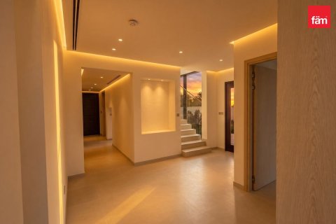 Villa in Jebel Ali, Dubai 5 bedrooms, 675.5 sq.m. № 137544 - photo 7