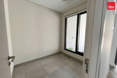 Снять в аренду таунхаус в Мохаммед Бин Рашид Сити, Дубай: 2 спальни, 106.8м², № 141304 - фото 13
