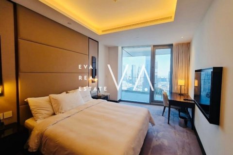 Apartment in Downtown Dubai (Downtown Burj Dubai), Dubai 3 bedrooms, 187.75 sq.m. № 52762 - photo 2