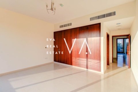 Maison de ville à Jumeirah, Dubai, 4 chambres, 216 m², № 52760 - photo 6