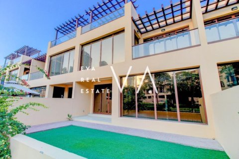 Maison de ville à Jumeirah, Dubai, 4 chambres, 216 m², № 52760 - photo 3