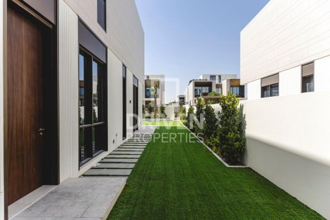 Villa à Dubai Hills Estate, Dubai, 5 chambres, 659.98 m², № 127866 - photo 29