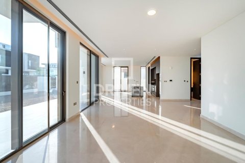 Villa à Dubai Hills Estate, Dubai, 5 chambres, 659.98 m², № 127866 - photo 2