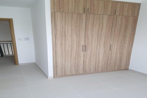 Adosado en Amaranta, Dubai Land, Dubai, 3 dormitorios, 177.17 m², № 136331 - foto 13
