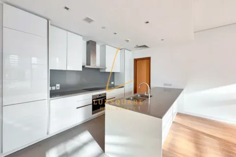 Снять в аренду квартиру в Аль-Васле, Дубай: 3 спальни, 215м², № 134474 - фото 22
