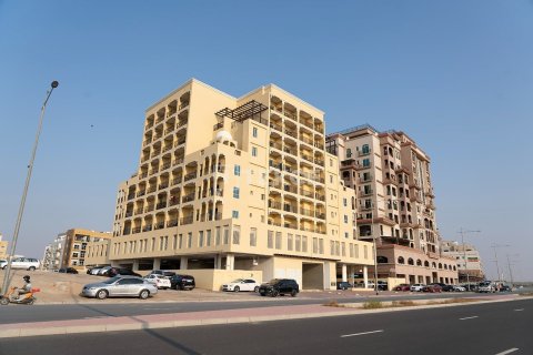 Appartement à Al Warsan, Dubai, 2 chambres, 122 m², № 114378 - photo 3