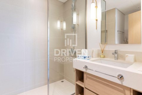 Снять в аренду квартиру в 17 Icon Bay, Dubai Creek Harbour (The Lagoons), Дубай: 2 спальни, 105.07м², № 129240 - фото 17