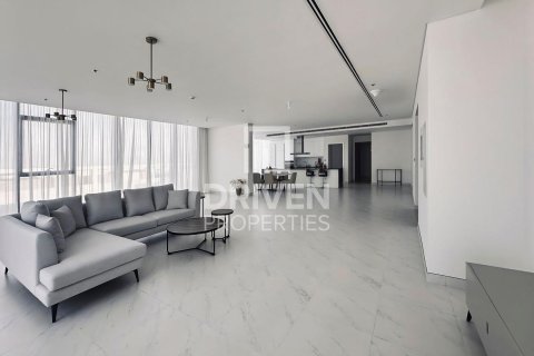 Снять в аренду пентхаус в District One, Мохаммед Бин Рашид Сити, Дубай: 4 спальни, 388.52м², № 136691 - фото 3