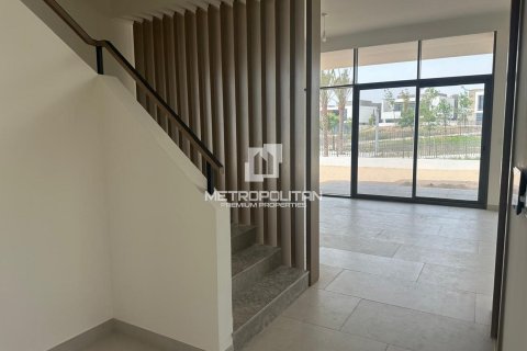 Villa in Al Furjan, Dubai 5 bedrooms, 651 sq.m. № 73137 - photo 6
