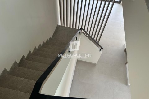 Villa in Al Furjan, Dubai 5 bedrooms, 651 sq.m. № 73137 - photo 8