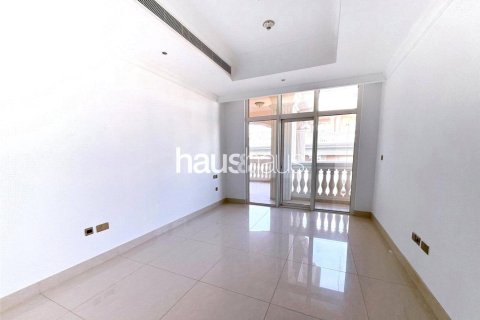 Apartment in The Crescent, Palm Jumeirah, Dubai 2 bedrooms, 163 sq.m. № 43832 - photo 9
