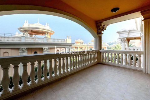 Apartment in The Crescent, Palm Jumeirah, Dubai 2 bedrooms, 163 sq.m. № 43832 - photo 11