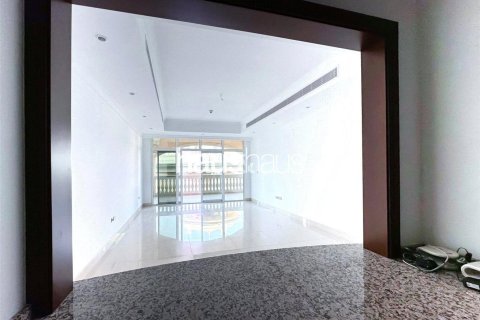 Apartment in The Crescent, Palm Jumeirah, Dubai 2 bedrooms, 163 sq.m. № 43832 - photo 8