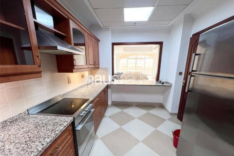 Apartment in The Crescent, Palm Jumeirah, Dubai 2 bedrooms, 163 sq.m. № 43832 - photo 3